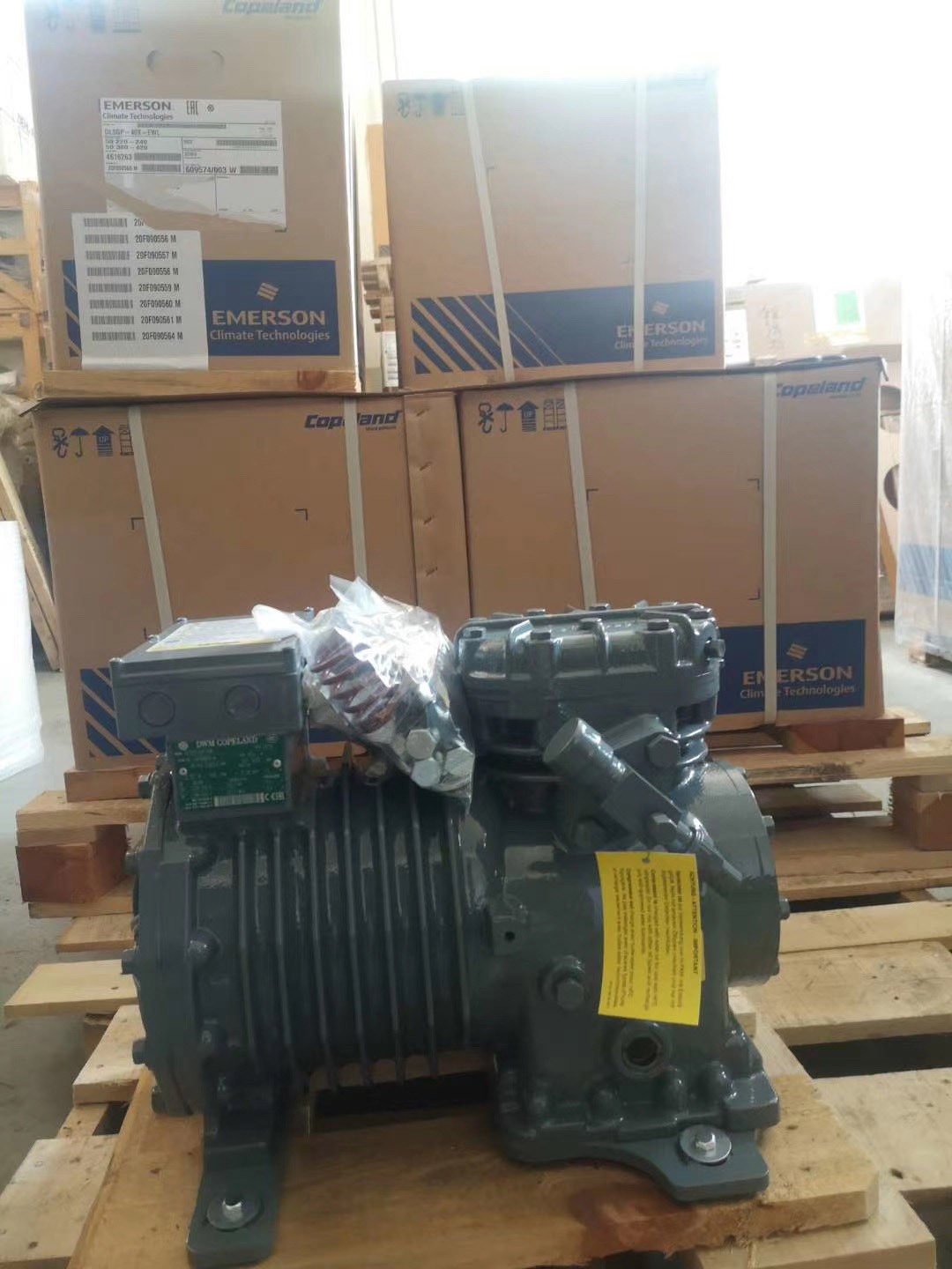 DLSGP-40X-EWL Emerson Copeland Refrigeration Compressor